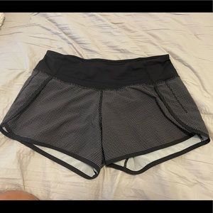 lululemon speed up shorts 4